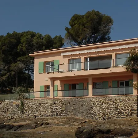 Luxury In Sainte-maxime With Garden Villa