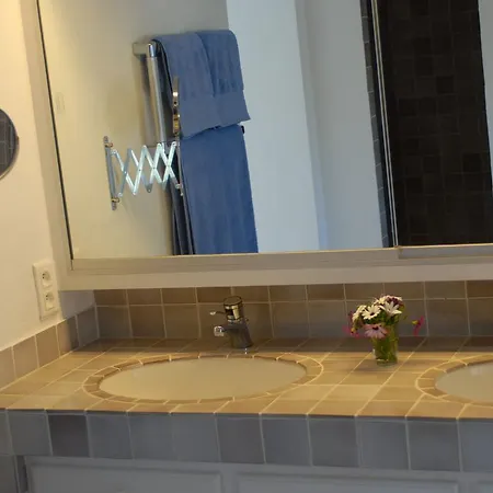 Luxury In Sainte-maxime With Garden * Les Issambres