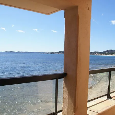 Luxury In Sainte-maxime With Garden Les Issambres