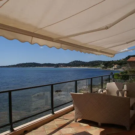 Luxury In Sainte-maxime With Garden Villa