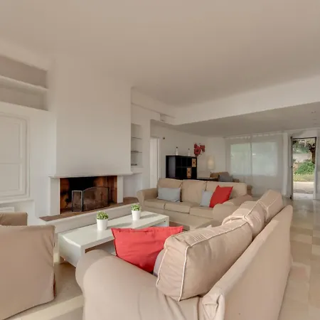 Luxury In Sainte-maxime With Garden Villa Les Issambres
